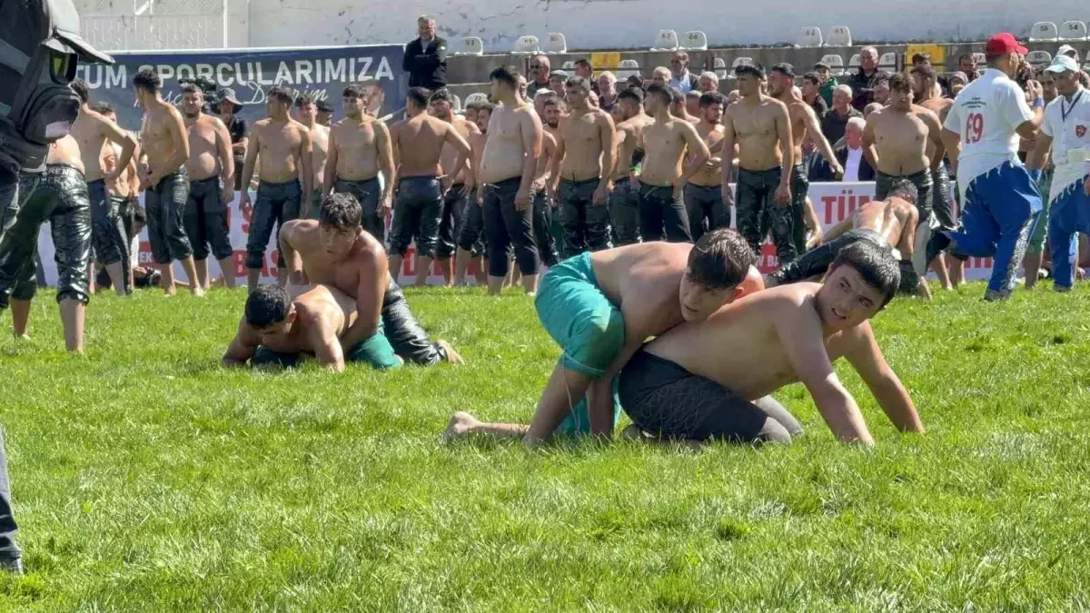 1 ali yucel yagli pehlivan guresleri tokatta coskuyla gerceklesti ZpVgPrb5