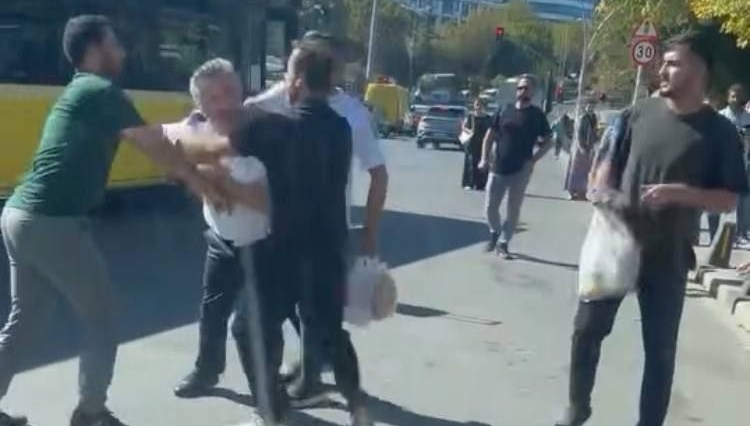 iett soforuyle yolcunun yumruklu kavgasi cSFh6lkq