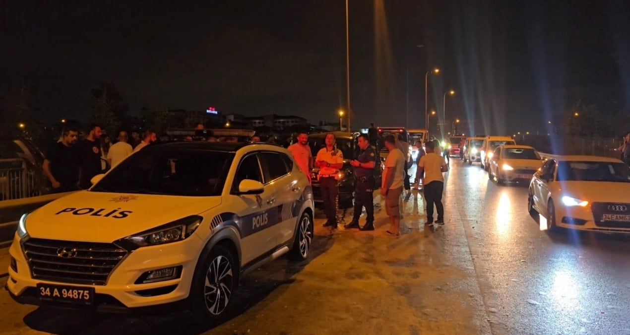 sancaktepede 8 arac birbirine girdi hwOSbJKm