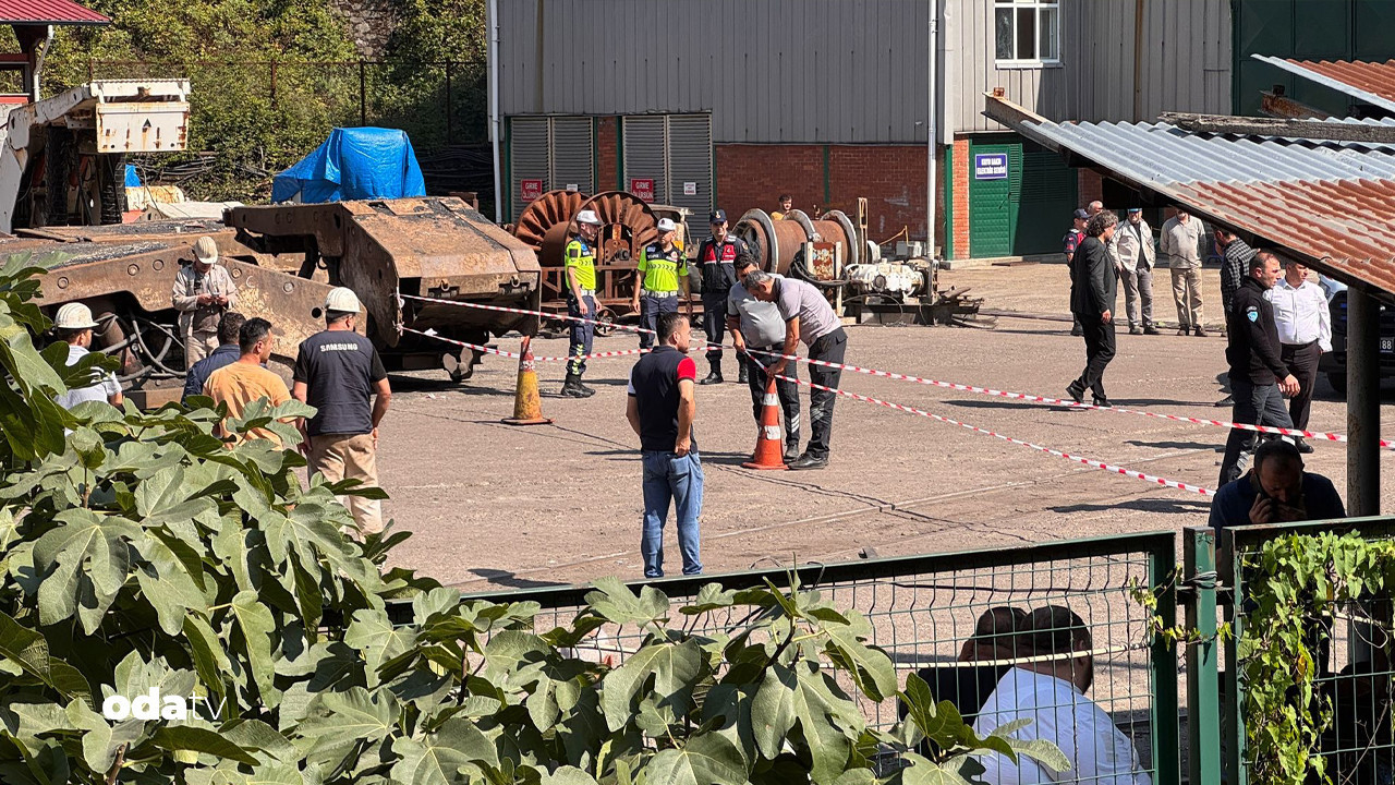 zonguldakta maden ocaginda gocuk bir isci gocuk altinda EY67lif2