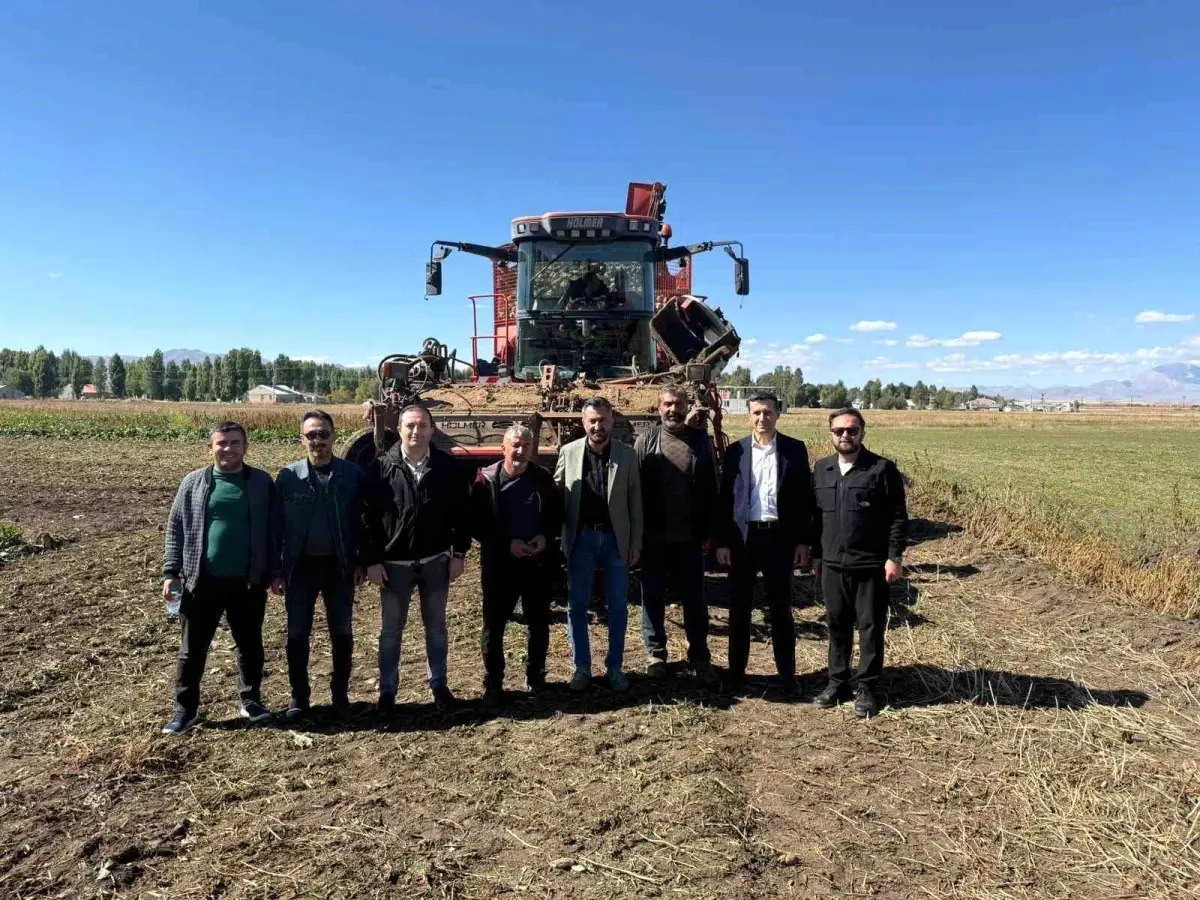 ak parti agri il baskani ilhami yildiz ureten kazanacak turkiye buyuyecek QSmhnTs1.jpg