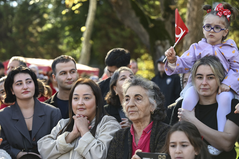 İstanbul Vatan Caddesi'nde Tören