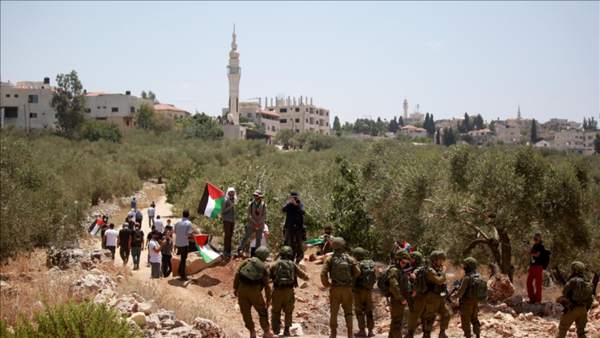 israil bati seriada yasadisi isgalini surduruyor filistinlilere ait 5 evi yikildi KEfLsSZH.jpg