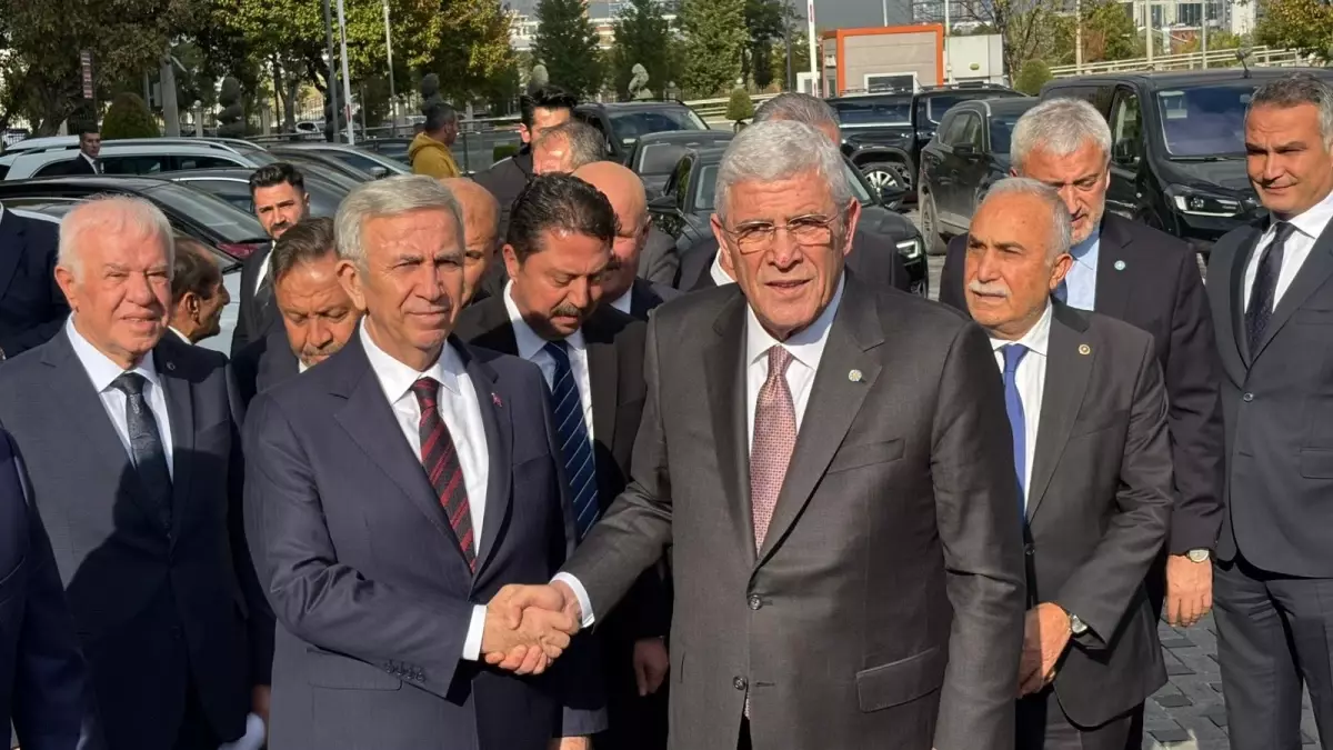 iyi parti genel baskani dervisoglu mansur yavasi ziyaret etti P4DSwJK6.jpg