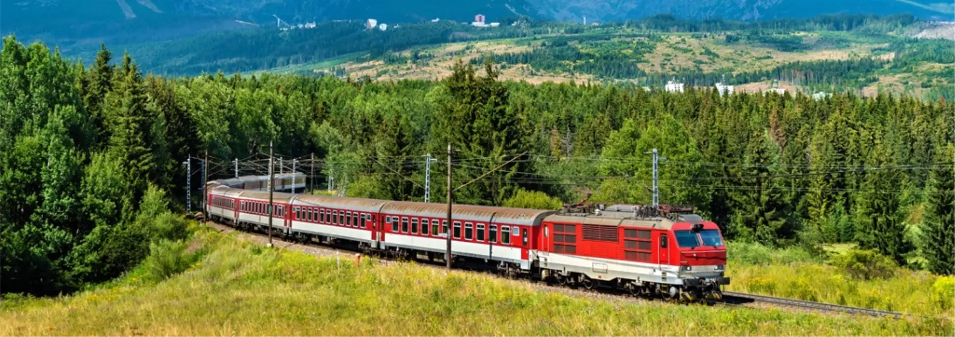 slovakyada hizli tren kazasi 66 yarali AYpmZw4g.jpg
