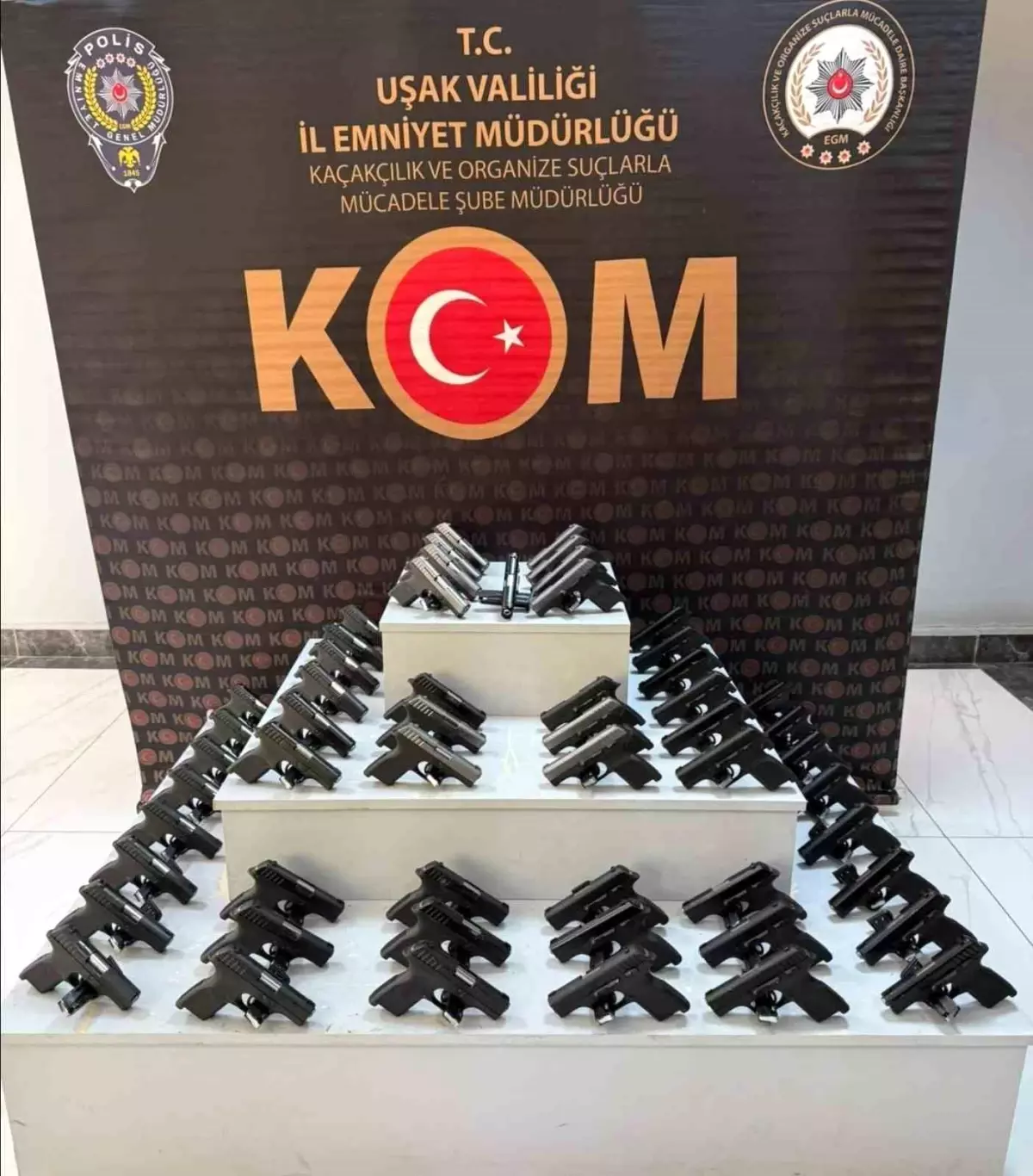 usakta 55 ruhsatsiz tabanca ele gecirildi MuRYbk5h.jpg