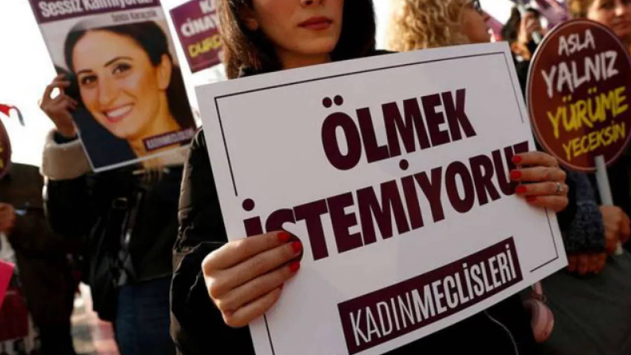 Diyarbakır’da Kadın Cinayeti Girişimi: 30 Bıçak Darbesiyle Yaralandı