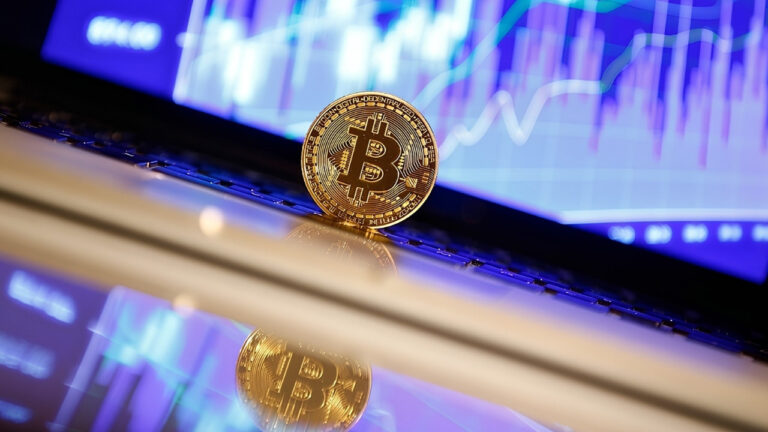 bitcoin-direncini-korurken-ethereum-cirpiniyor-vXPwaQAw