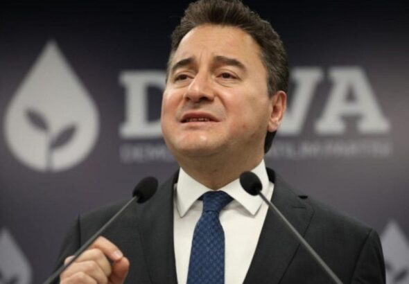 hem-vefasiz-hem-hadsiz-suclamasi-VQ1t2nvL