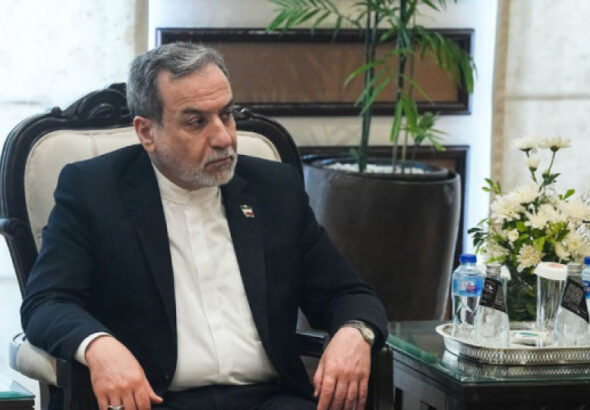 iranin-en-ust-duzey-diplomati-cinde-3Bi1jEIA