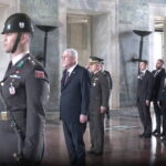 musavat-dervisoglu-partisinin-genclik-kollariyla-anitkabiri-ziyaret-etti-muTDWLG9