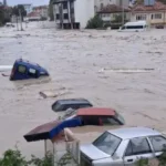 saganak-ve-dolu-alarmi-cadde-ve-sokaklar-gole-dondu-12-yarali-tGdCHvxM