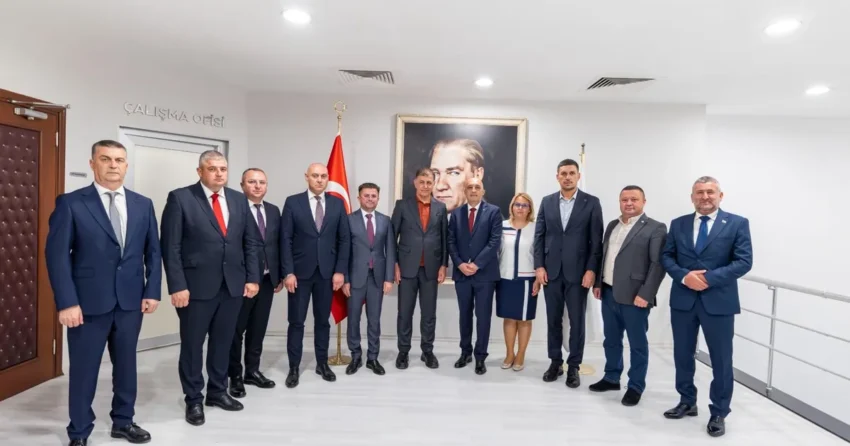 Baskan tugay dostlugumuzu ortak projelerle buyutelim tswGHV2e
